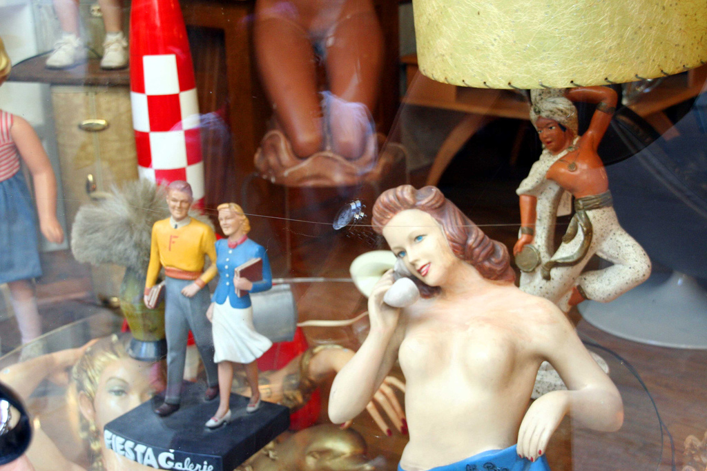 VITRINE